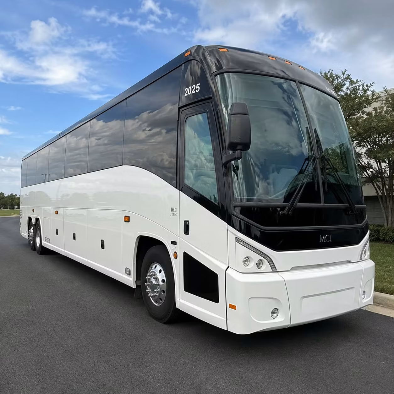 corporate shuttle services for fort hood and killeen s defense contractors